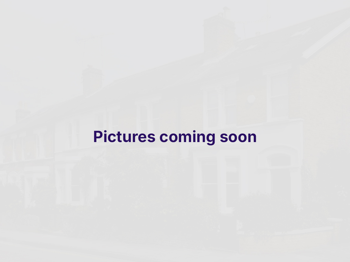 15 Parc Glas, Skewen, Neath